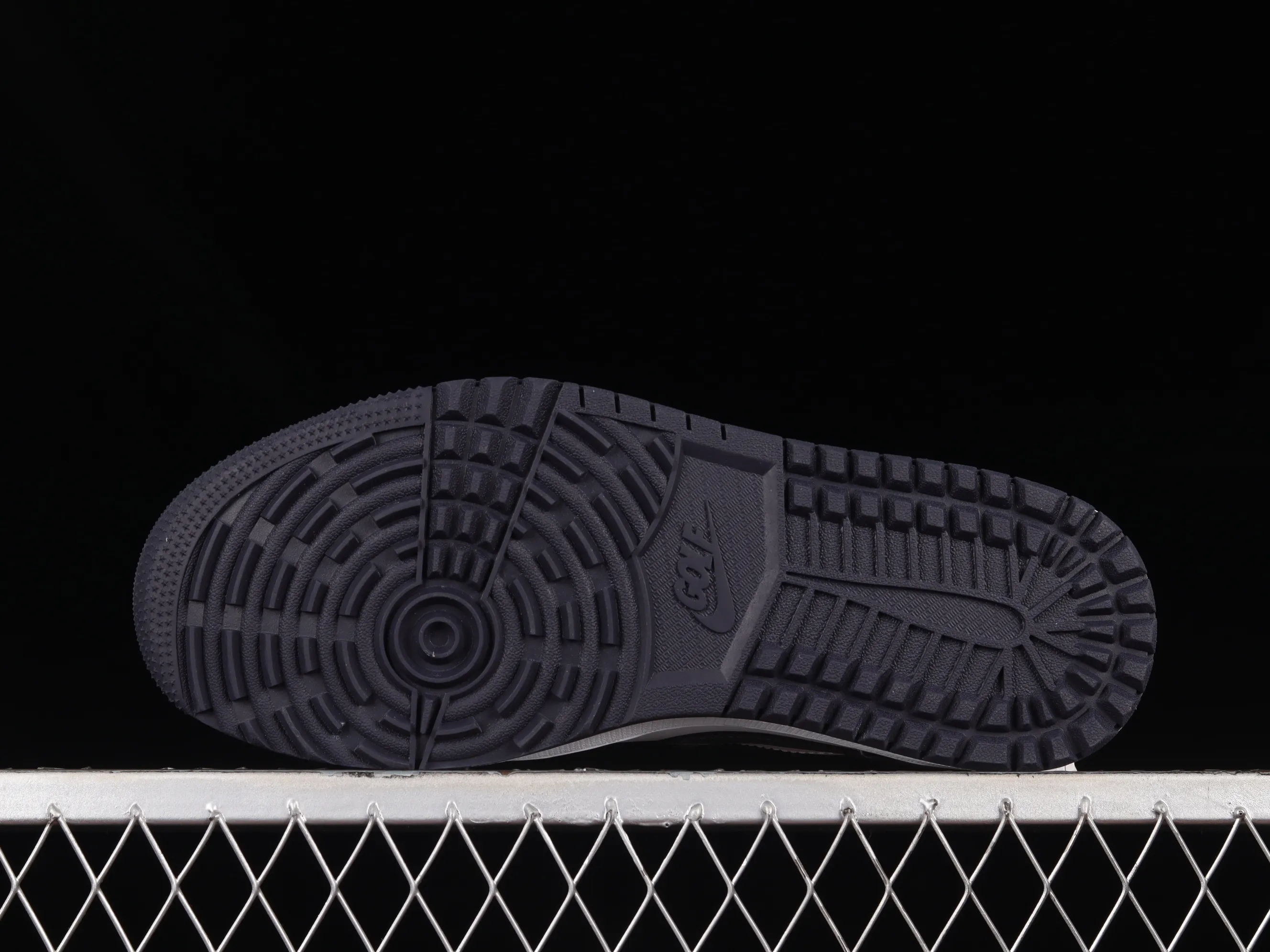 All categories Air Jordan Jordan series basketball shoes Air Jordan 1 Low G version pure original Air Jordan 1 Low Golf "Purple Smoke" AJ1 Joe 1 new golf version smoke white purple DZ9787-155